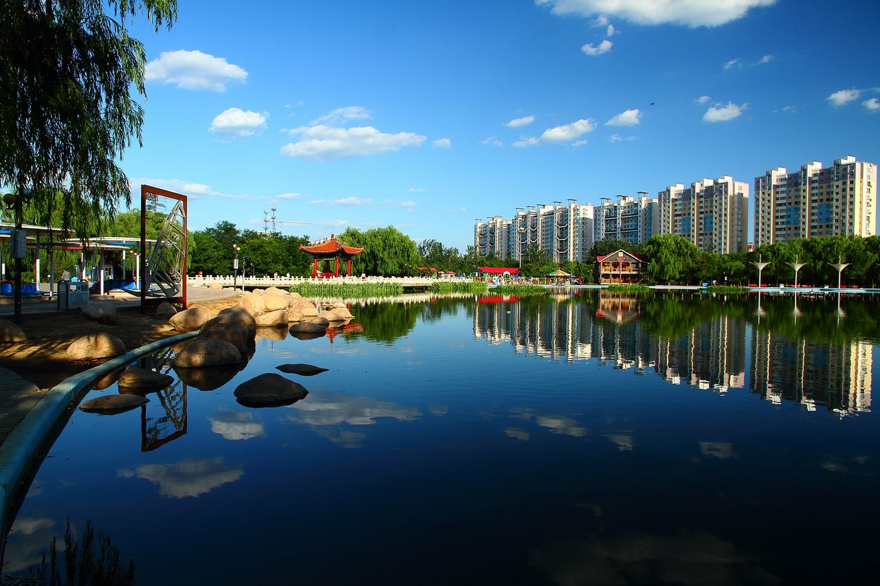 秦皇岛旅游突破单季迈向四季